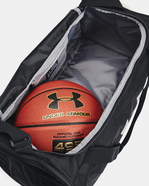 UA Undeniable 5.0 Duffle S Black | Metallic Silver