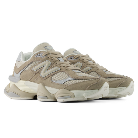 9060 Driftwood | Timberwolf