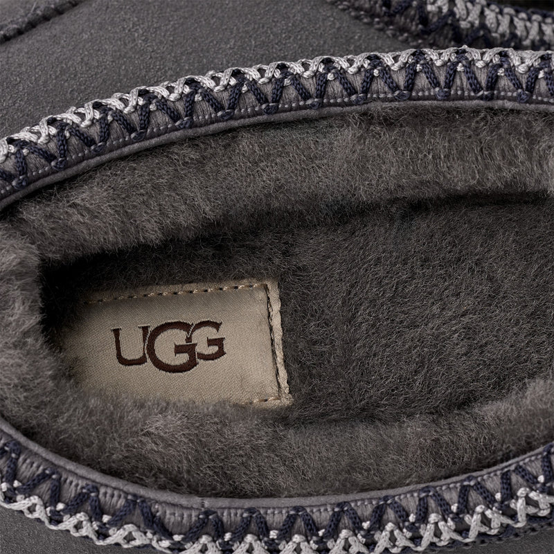 Unikalne zdobienie UGGbraid