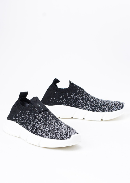 GEOX J ARIL BOY J35DMA-0006K-C0043 - Sneakersy Dziecięce - Czarny