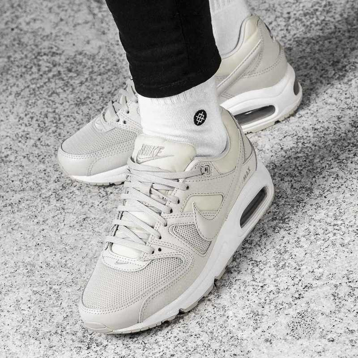 Buty sportowe damskie Nike Air Max Command (397690-018)