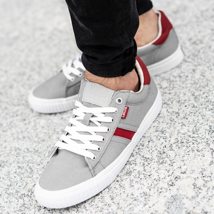 Buty sportowe męskie Levi`s Skinner (227833-733-55)