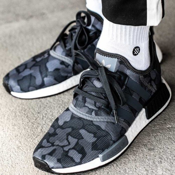 Buty sportowe męskie Adidas NMD_R1 (D96616)