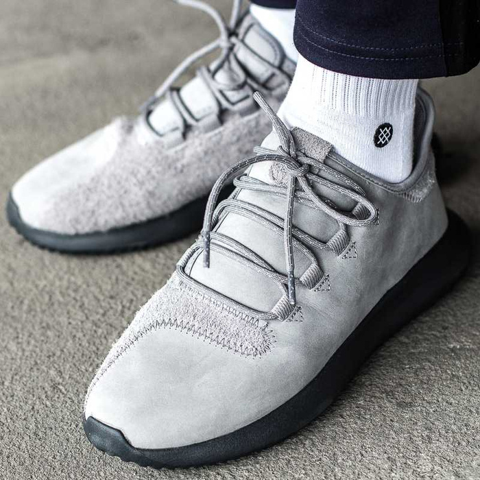 Buty sportowe damskie Adidas Tubular Shadow (BB6116)