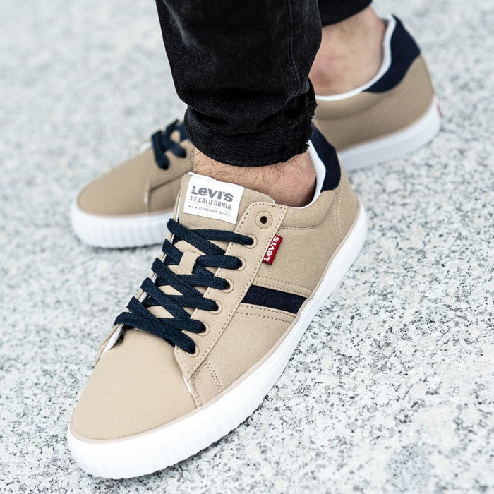 Buty sportowe męskie Levi`s Skinner (227833-795-22)