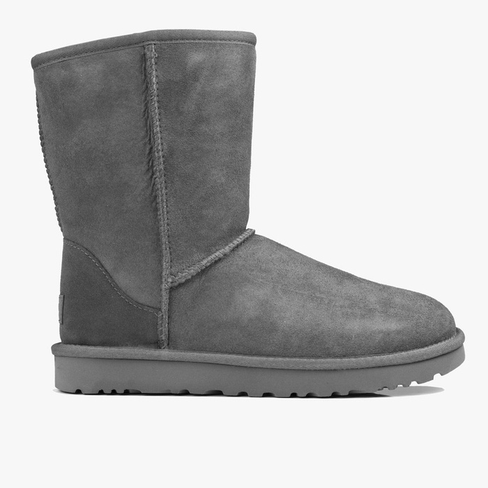 UGG W CLASSIC SHORT II 1016223-GREY - Śniegowce Damskie - Srebrny