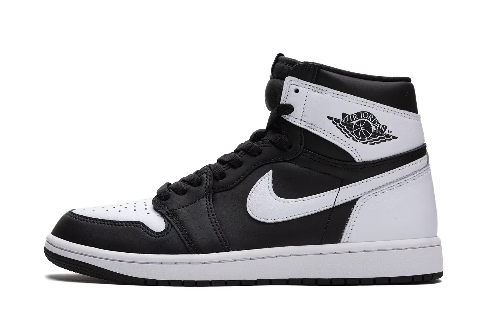 Sneakersy męskie Nike Air Jordan 1 Retro High OG "Black & White"